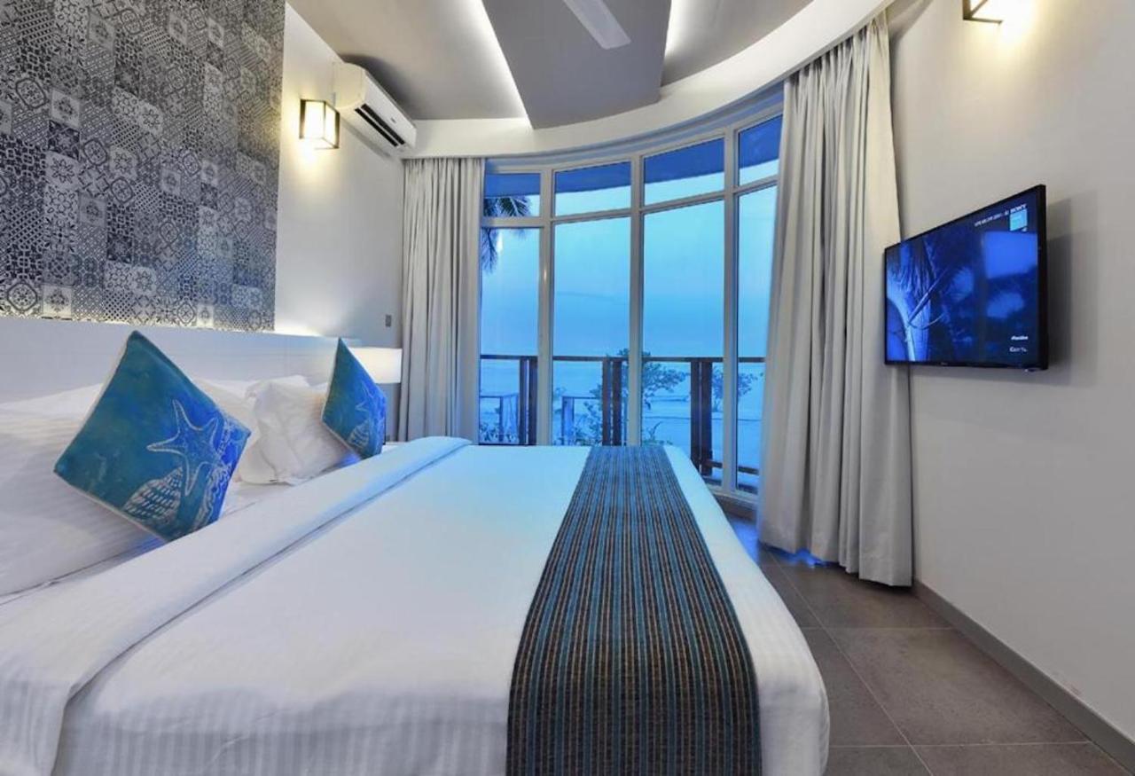 เวลานา บลู มัลดีฟส์ แอท มาฟูชิ Hotel มาฟุชิ ภายนอก รูปภาพ