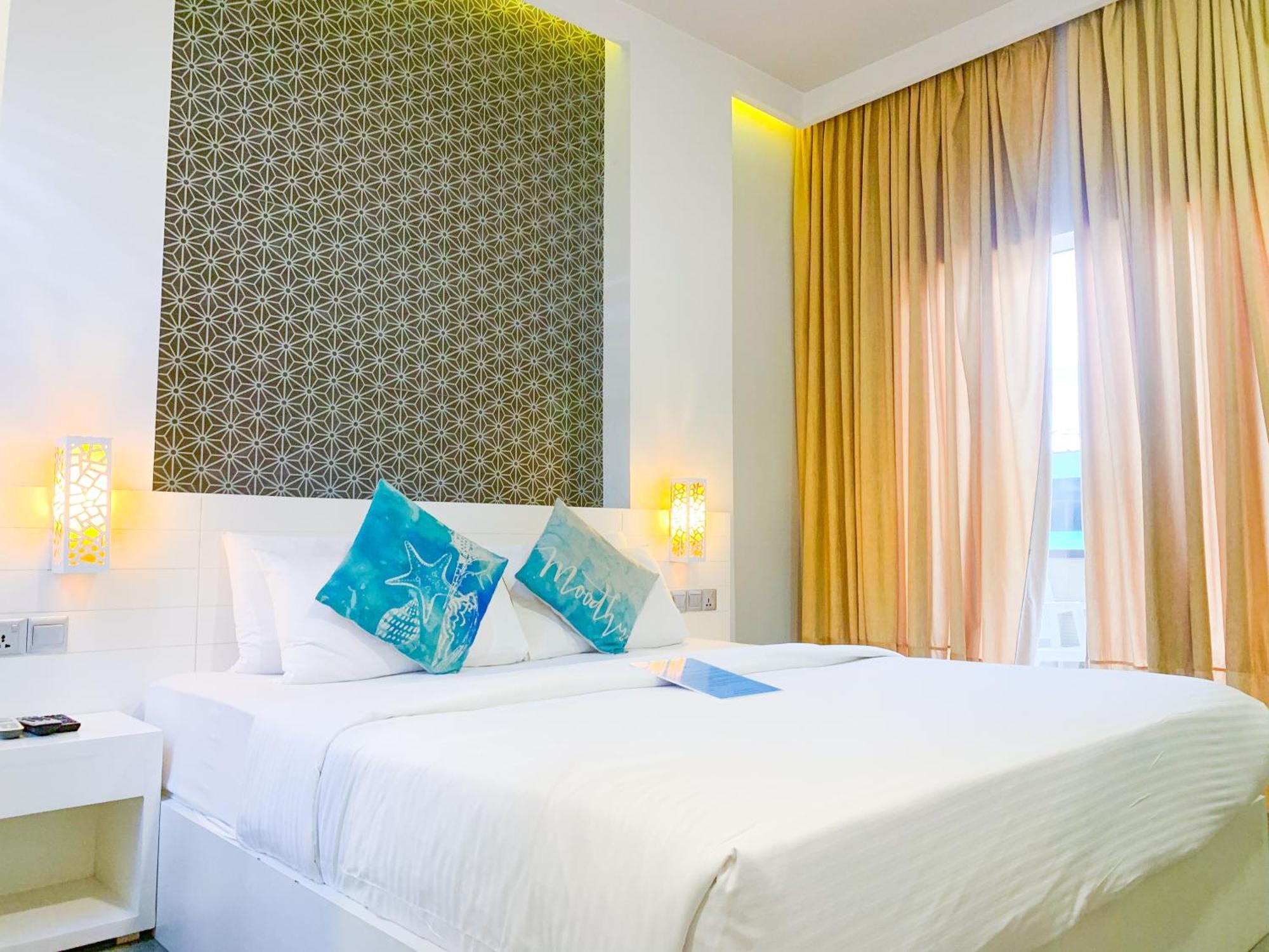 เวลานา บลู มัลดีฟส์ แอท มาฟูชิ Hotel มาฟุชิ ภายนอก รูปภาพ